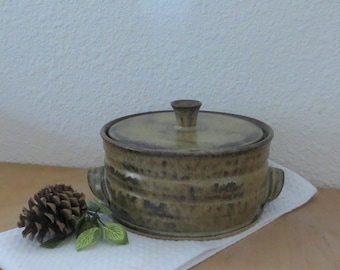 Lidded Casserole Baking Dish - Handmade Stoneware Ceramic Pottery - Burnt Iron Brown and Tea Leaf Green - 1-1/2 Quart