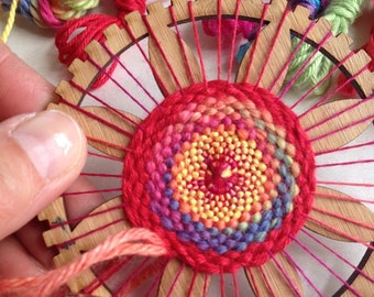 Circle Weaving Loom Kit