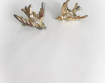 Vintage Gold Tone Bird Earrings with Rhinestones Screw Backs