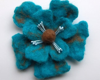 Felt flower brooch pin, felted wool flower pin, hand felt brooch jewelry, turquoise brooch bouquet, felt flower pin, corsage, gifts for her