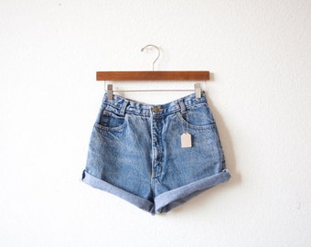 Solid High waisted denim shorts