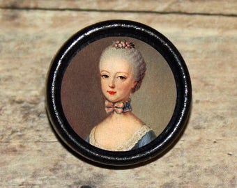 Portrait French Queen MARIE ANTOINETTE Pendant or Brooch or Ring or Earrings or Tie Tack or Cuff Links