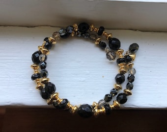 Vintage LCI Liz Claiborn Beautiful Black & Gold Choker