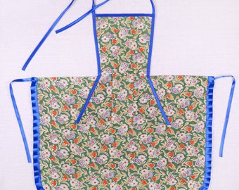 Kitchen apron for women green at flowers/handmade