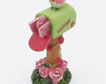 Fairy Garden Miniature Resin Mailbox, Pink And Green, 3.75 x 1.625 x 1.5 in