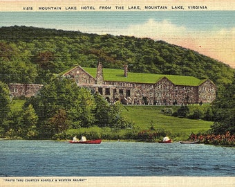 Mountain Lake, Virginia, Mountain Lake Hotel - Dirty Dancing Filmed Here - Linen Postcard - Vintage Postcard - Unused (W)