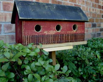 Primitive Folk Art Saltbox Farmhouse Birdhouse
