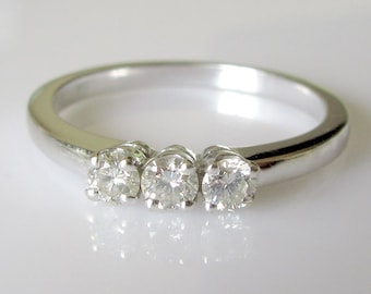 18ct White Gold Diamond Trilogy Ring