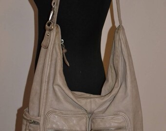 Vintage taupe leather bag