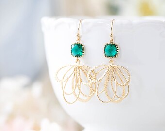 Emerald Green Earrings Gold Dangle Earrings Emerald Wedding Earrings Bridesmaid Earrings Bridal Jewelry May Birthstone Jewelry Gift for Her