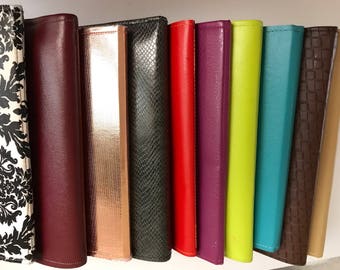 Faux Leather Deluxe Service Folder