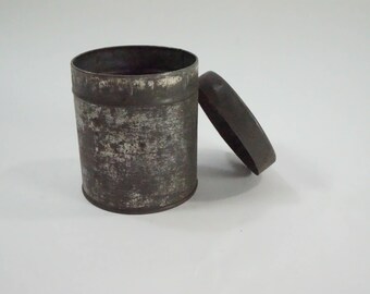 Round Tin, Metal EMPTY Tin, Vintage Metal Canister, Planter, Flower Pot, Vintage Aged Round Tin, Storage Tin, 3 5/8" H, Free Ship