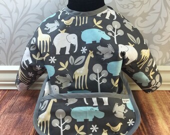 Zoo animals long sleeved bib, gender neutral bib, grey bib, sleeved bib, toddler bib, sleeves, pocket bib, bapron, smash cake bib,