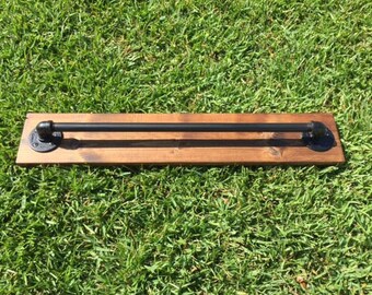 Rustic Towel Rack / Rustic Industrial Decor / Industrial Bathroom / Rustic Towel Holder / Farmhouse Bathroom Decor / Rustic Industrial