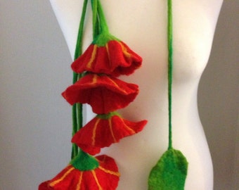 Necklace Felted, Merino Wool, Flowers