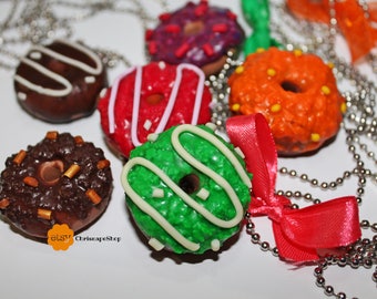 Fimo ' Donut ' necklace (6 different colors)