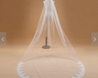 High quality beautiful long veil with lace at the edge cathedral length white