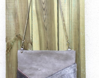 Removable leather shoulder bag
