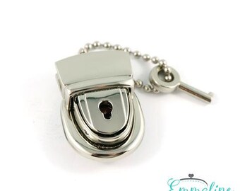 Press Lock - Mama Press Lock with KEY - In Nickel Finish