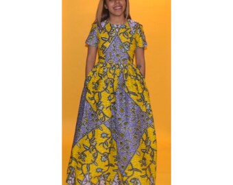 Short sleeve Maxi dress.