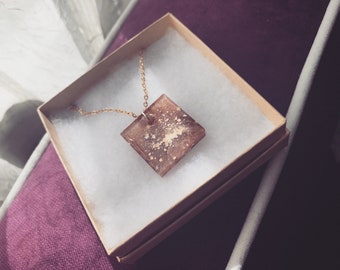 Gold cast pendant necklace