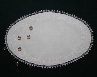 Linen doily embroidered doily with hand crocheted borders, new lace doily, crochet embroidered doily, doily with embroidery, crochet doily