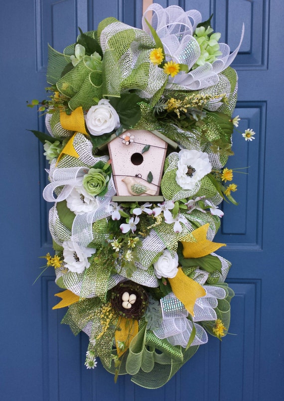 Items similar to Spring swag, Summer Swag, Spring deco mesh wreath,swag