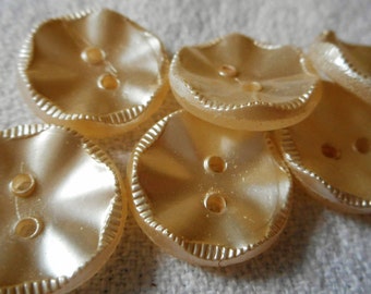 Set of 6 VINTAGE Frosted Ruffle Cream Sew Thru Glass BUTTONS