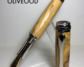 The Majestic Fountain Pen in Bethlehem Olivewood