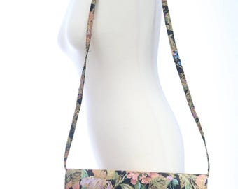 Vintage 1980s Floral Timothy Hitsman Shoulderbag Purse/ Spring summer purse/ May flowers/vintage shoulderbag/ floral carpetbag