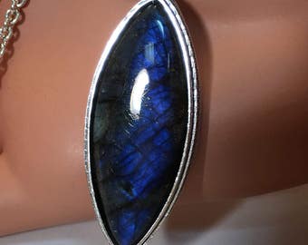 Blue Laboradorite Pendant in Silver