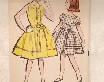 Vintage Sew-Easy ADVANCE pattern 2865 Girls Dress Size 8