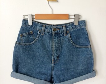 Women’s High-Waist Denim Jean Shorts Size 28