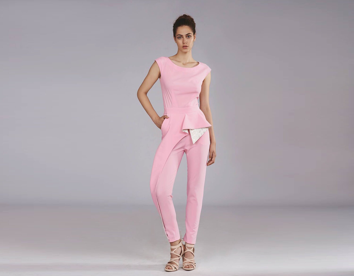 roze jumpsuit