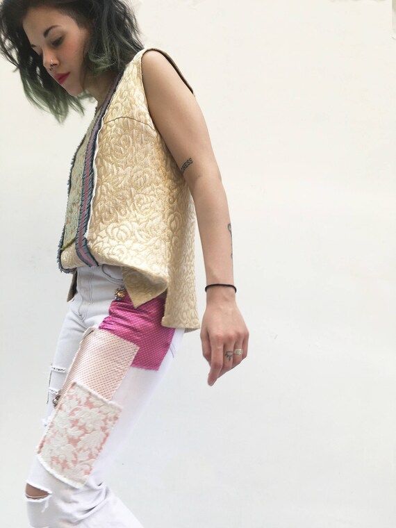 Patchwork LOLA DARLING Vintage Levi's Jeans with Rips Vintage Fabrics Patch White Color Embroidery Cabochon Strass