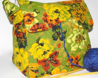 Green,Flowers, Knitting Bag, Snag-Free, Zipper-less, Yarn Dispenser, Pro-knitter bag, handbag, yarn storage, crocheting tote, Knit on the go