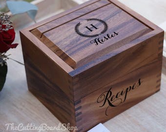 Personalized wedding recipe box, Acacia wood - custom heirloom recipe box