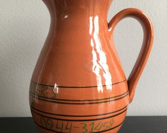 Small ceramic jar for juice, water or what ever you want