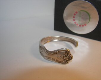 silver plated cuff, Spoon Bracelet, Silverware Bracelet, Silverware Jewelry, Gift for her, vintage silverware bracelet