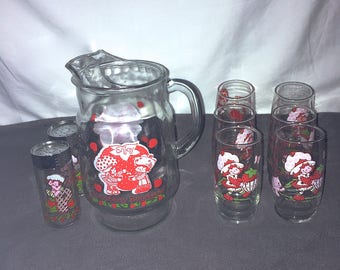 Vintage 80s Strawberry Shortcake Glass Pitcher Salt Pepper 6 Glasses Drinkware