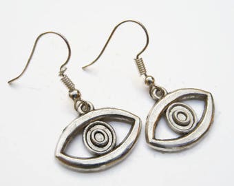 Eyeball Earrings, Opthalmologist Earrings, All Seeing Eye Jewelry, Evil Eye Earrings, Personalized Earrings, Eyes Charm, Vision Earrings
