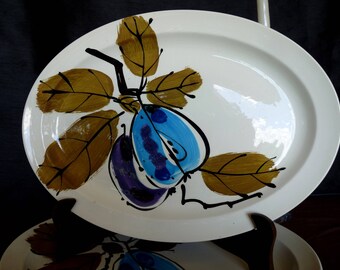 Island Worcester "Forbidden Fruit" designed by Vera Neumann - ONE - 15" Large OVAL Serving Platter - Made in Jamaica