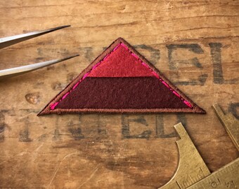 Red Two Tone Geometry Embroidered Iron On Applique With Felt (10pcs.) A02