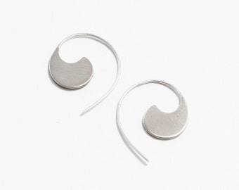 Small comma hoop earring- threader hoop- sterling silver earring- modern minimalist hoop