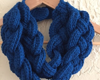 Double layered braided cowl