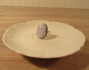 Beautiful blue lace agate ring in .925 sterling silver setting- size 8.5- very nice condition