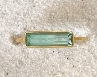 Green beryl untreated emerald and solid 18k gold horizon ring