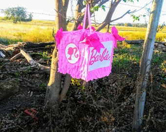 Barbie pinata