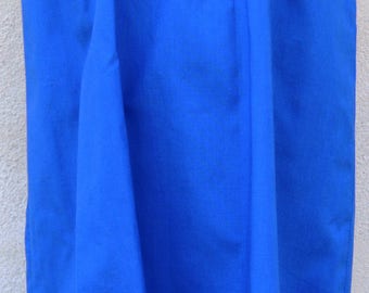 size 8 dress with round neckline