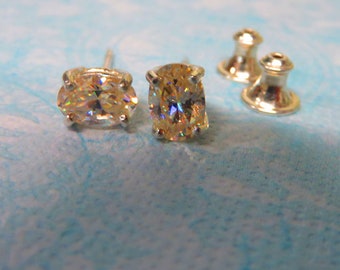 Strontium Titanate Earrings - Strontium Titanate & Sterling Silver Post Earrings - Highly Reflective Diamond Simulant Earrings
